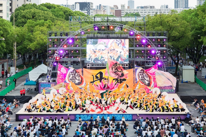 名古屋大学"快踊乱舞" チーム写真